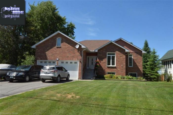 Property 1345 Youngs Cove main img
