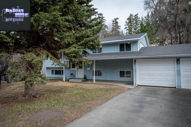 Property 649 Gleneagles Drive main img