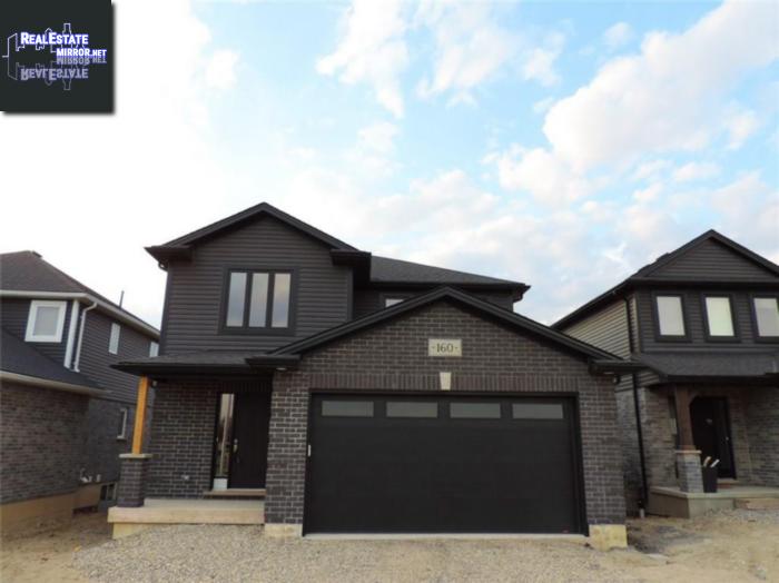 Property 150 Gilmour Drive main img