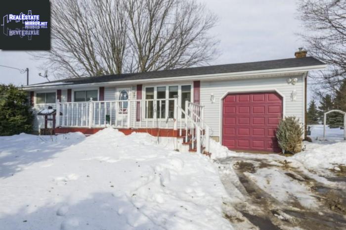 Property 13274 Loyalist Parkway main img