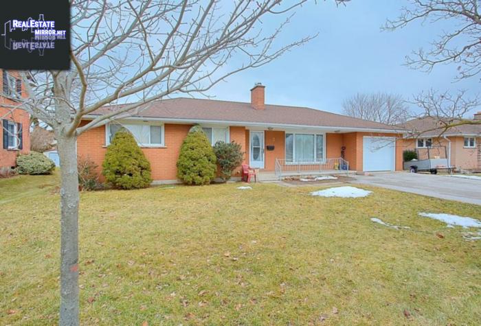 Property 20 Maple Lane main img