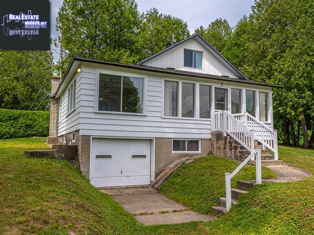 Property 15 194e Avenue main img