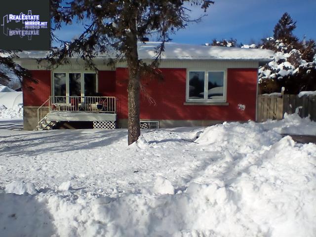 Property 12 Rue Linda main img