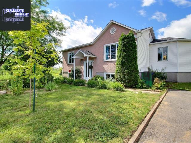 Property 269 Boul. Ratelle main img