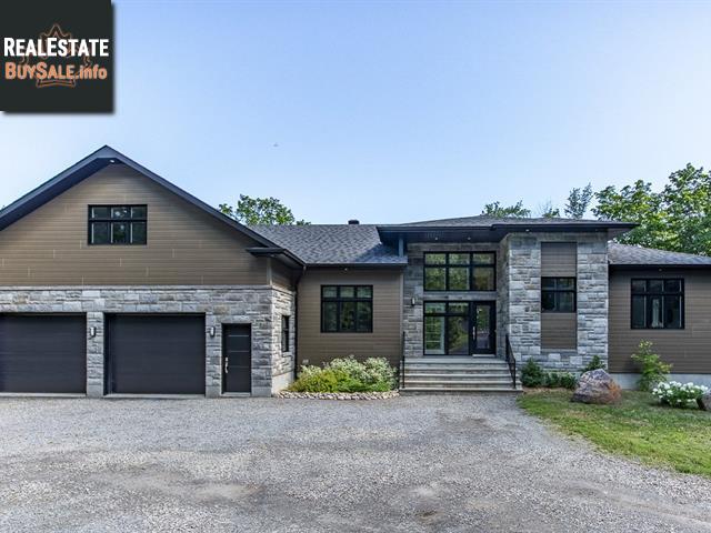 Property 207 Rue Des Boises-De-Rigaud img1