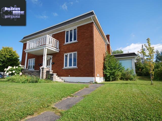 Property 1841-1845 Av. De Grand-Mere main img