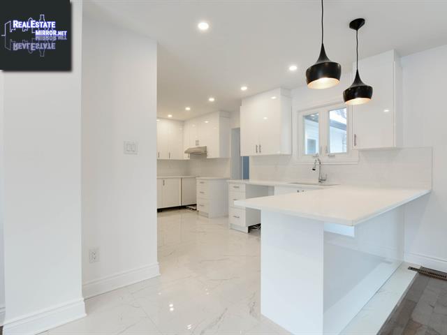 Property 5651 Av. Wolseley main img