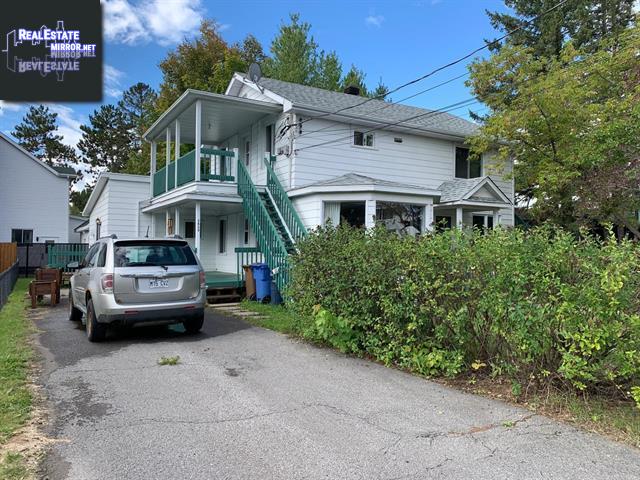 Property 3837-3941 Rue Ste-Marie main img