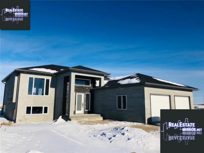 Property 23 Norwood Bay main img