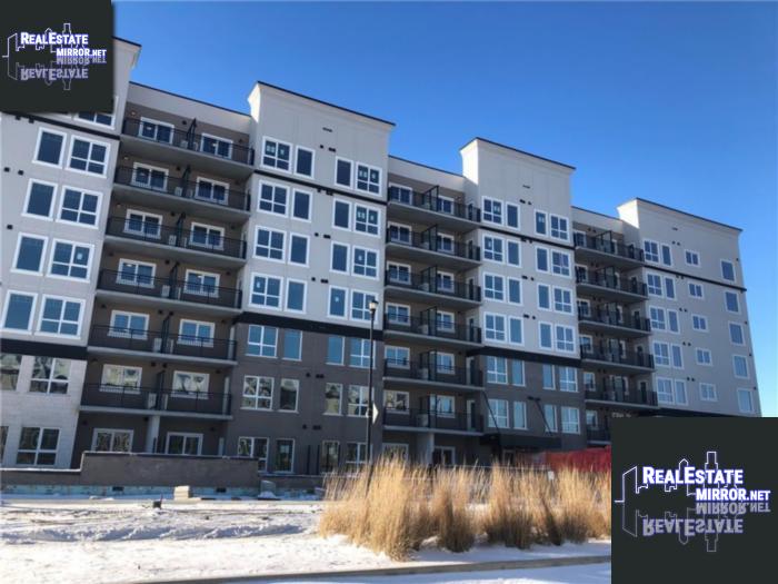 Property 216 300 Centre St main img