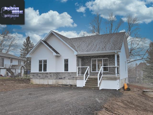 Property 41 Tsse Albert-Charland main img
