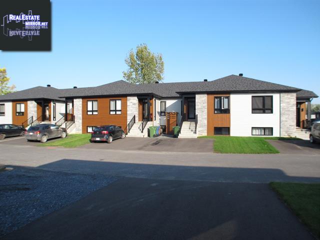 Property 1543 Rue Pollender main img