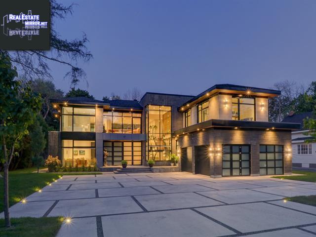 Property 67 Av. Woodland main img