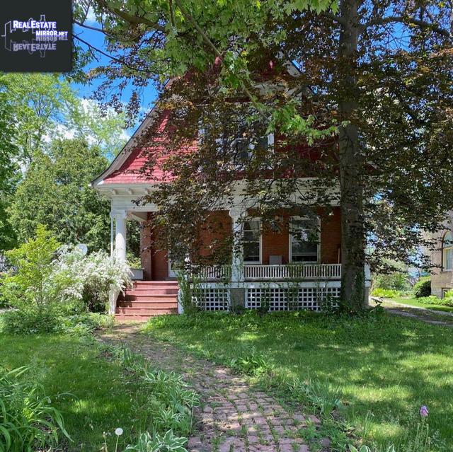 Property 4082 Petrolia Line main img