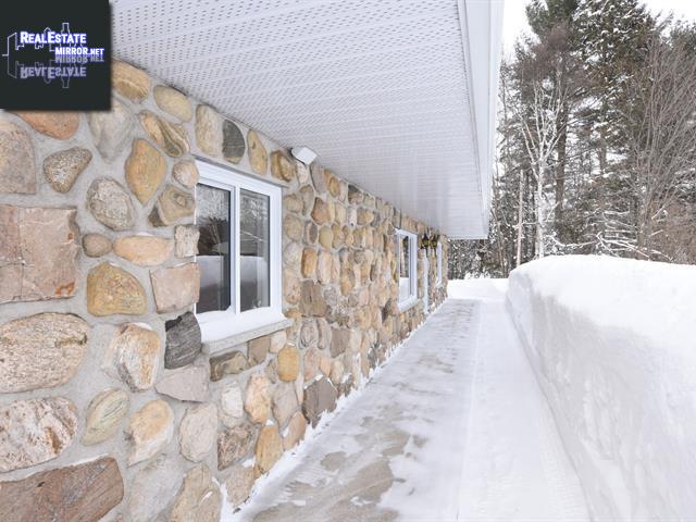 Property 100 Rue Carmen main img
