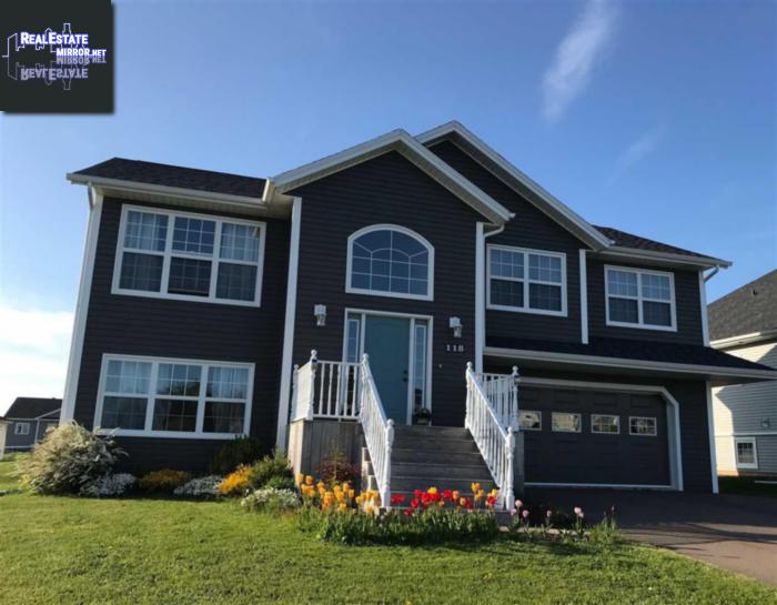 Property 118 Essex Crescent main img