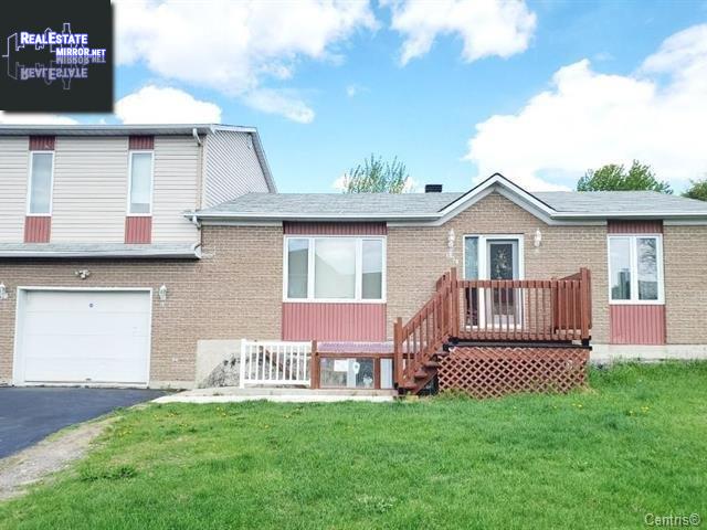 Property 1530 Rue Des Roses main img