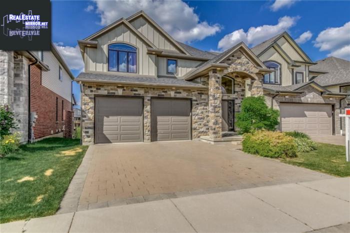 Property 1874 Wateroak Drive main img