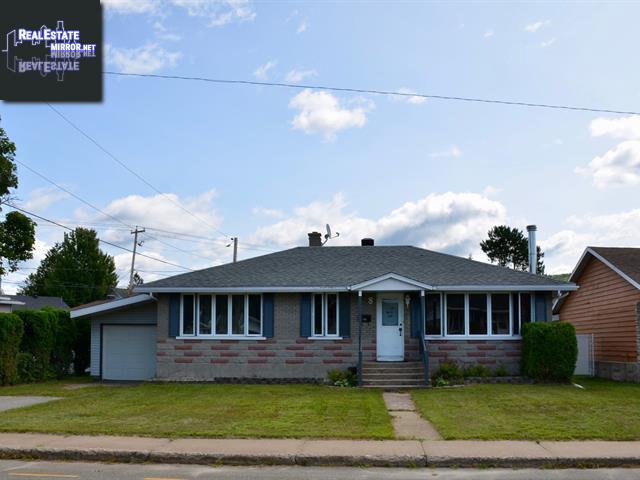 Property 8 Rue Montcalm main img