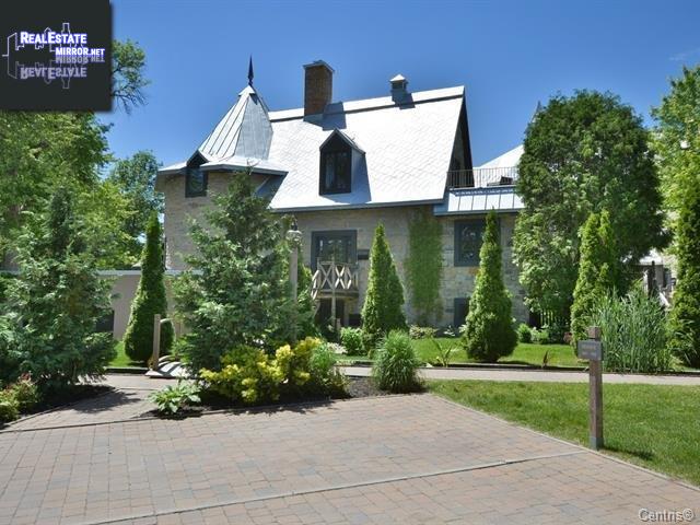 Property 1900z Ch. Du Manoir main img