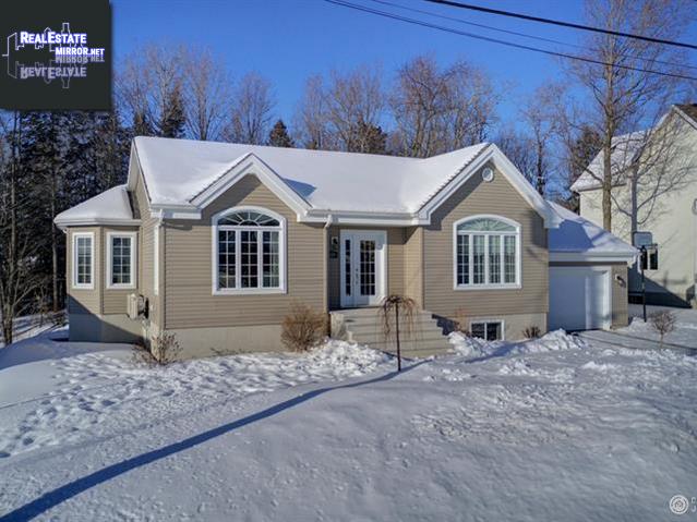 Property 637 Av. De La Seigneurie main img