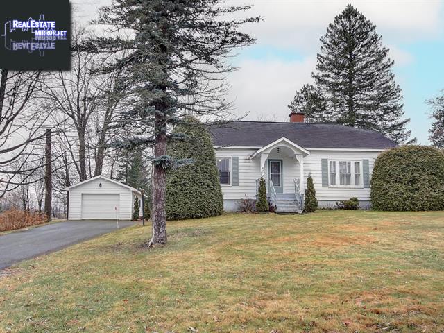 Property 180 Rue Eastview main img