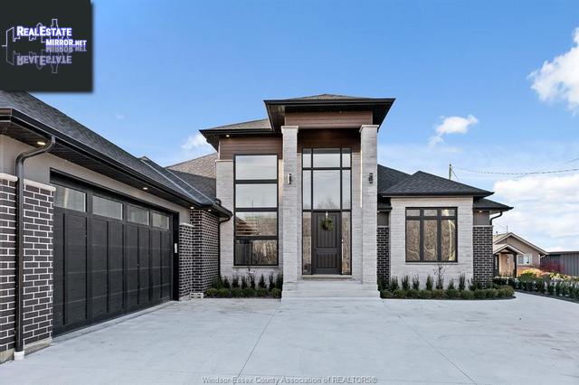 Property 376 Robson Road main img