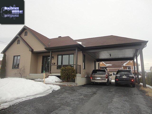 Property 760 165e Rue main img