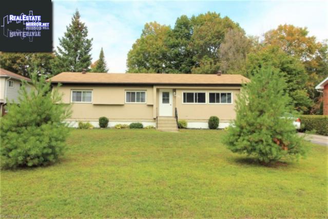 Property 31 Marion Avenue main img