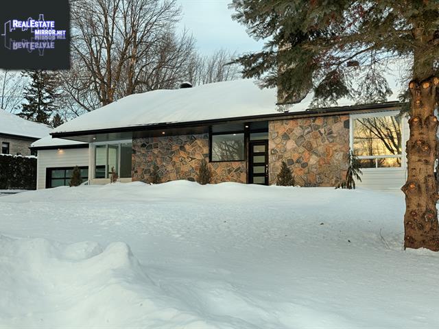 Property 2094 Rue Bellevue main img