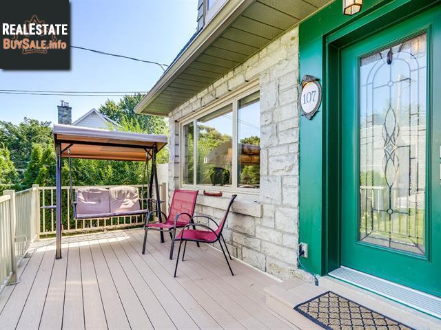 Property 107 Ch. Du Bord-Du-Lac-Lakeshore img1