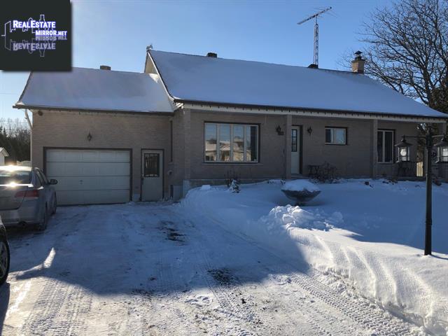 Property 26 Rue Benoit main img
