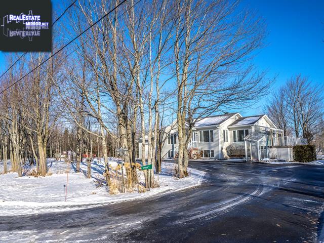 Property 84 Rue Blanchet main img