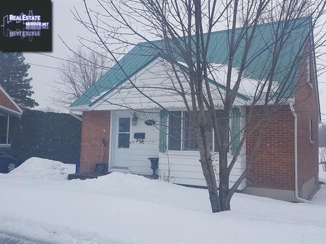 Property 300 Boul. De Normandie N. main img