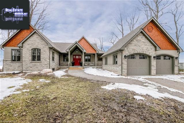 Property 17 Mclean Crescent main img