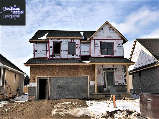 Property 21 Lowrie Crescent main img
