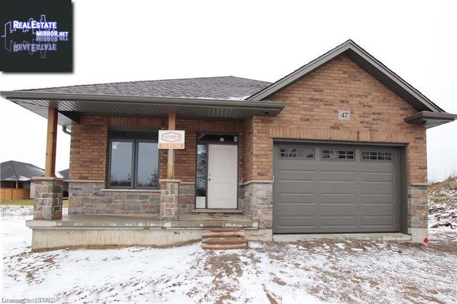Property 159 Collins Way #49 main img
