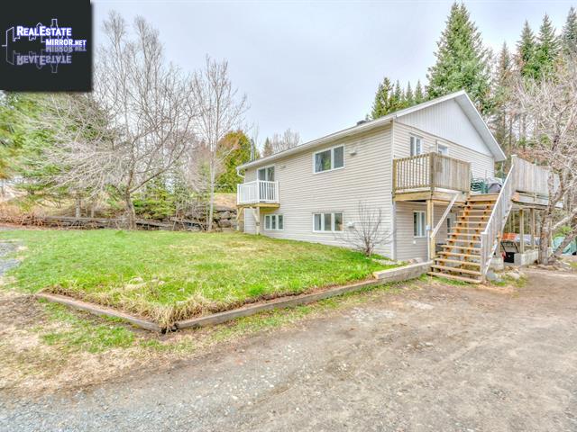 Property 222-222a Ch. Masson main img