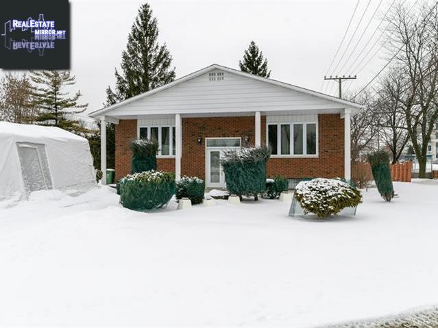 Property 370 Av. George-V main img