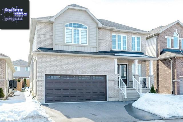 Property 274 Chandler Crescent main img