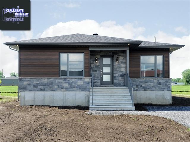 Property 116 Rue Trudeau main img