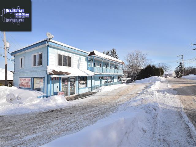 Property 903-911 Rue Valiquette main img