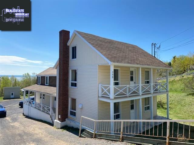 Property 395-405 Cote Bellevue main img