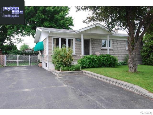 Property 1870 Rue Du Cardinal-Leger main img