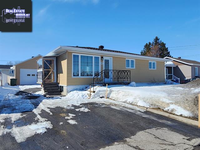 Property 860 Rue Melancon O. main img