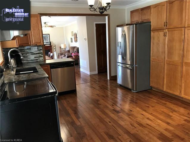 Property 7 Aneva Court main img