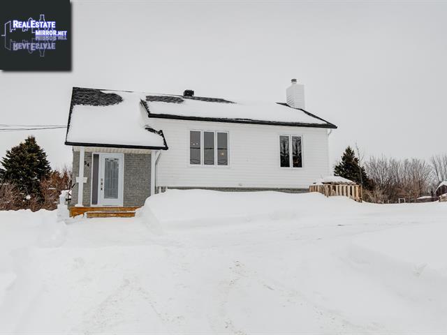 Property 54 Rue Hubert-Gagnon main img