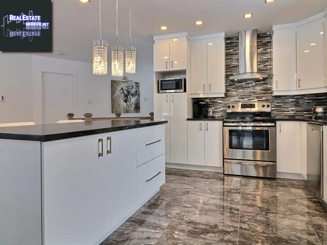 Property 1858 Rue Lison main img