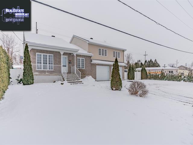 Property 169 Rue Guy main img