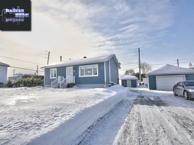 Property 1445 Rue Des Roses main img